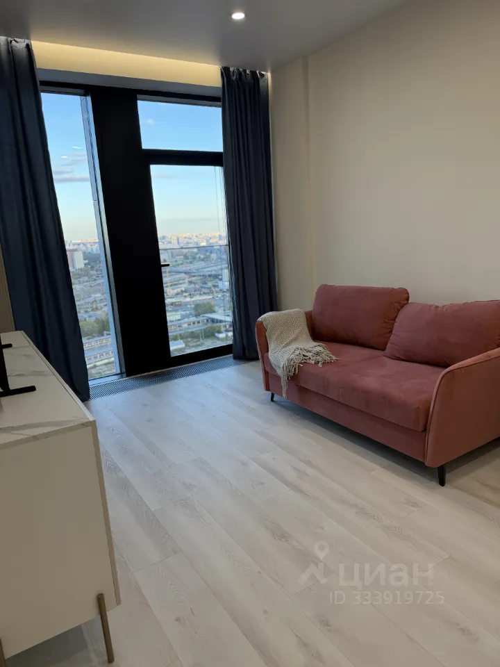 2-комн. квартира, 42 м², 30/44 этаж
