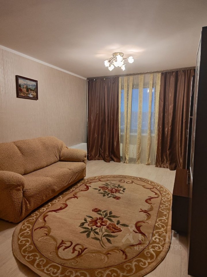 2-комн. квартира, 57 м², 14/18 этаж