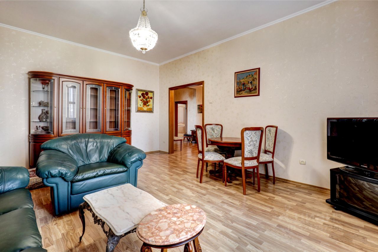 4-комн. квартира, 112 м², 6/14 этаж