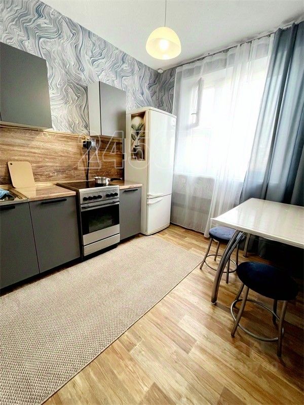 2-комн. квартира, 51 м², 9/14 этаж