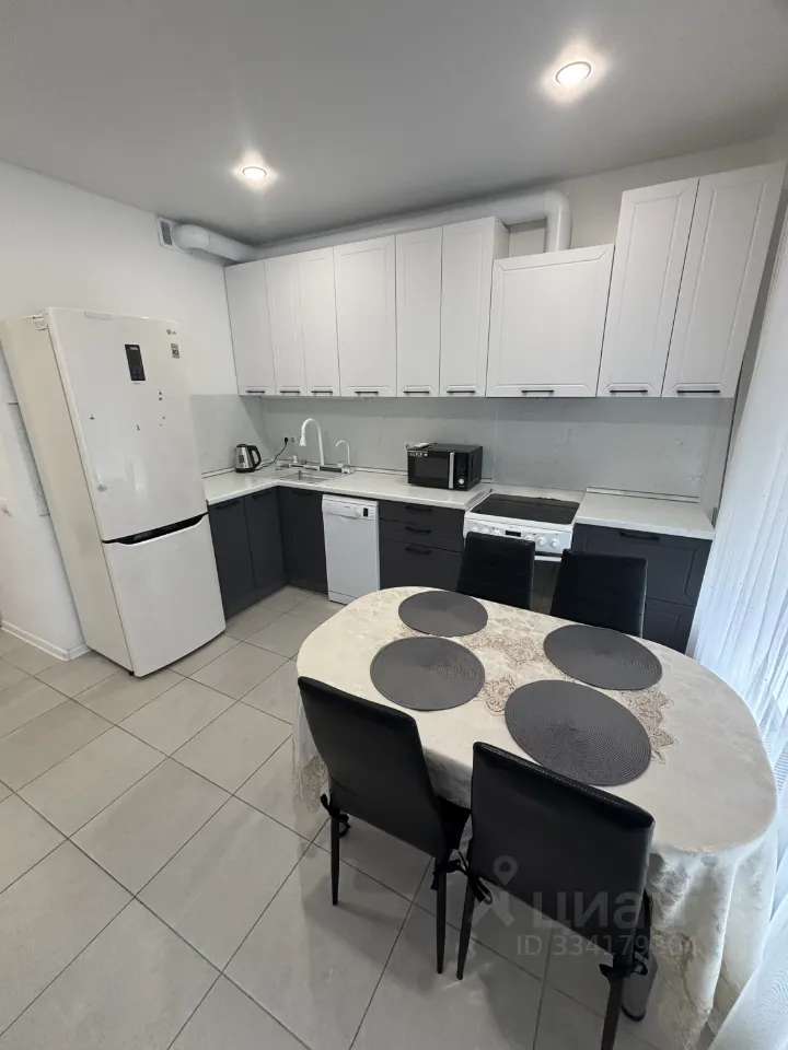 1-комн. квартира, 32 м², 12/25 этаж