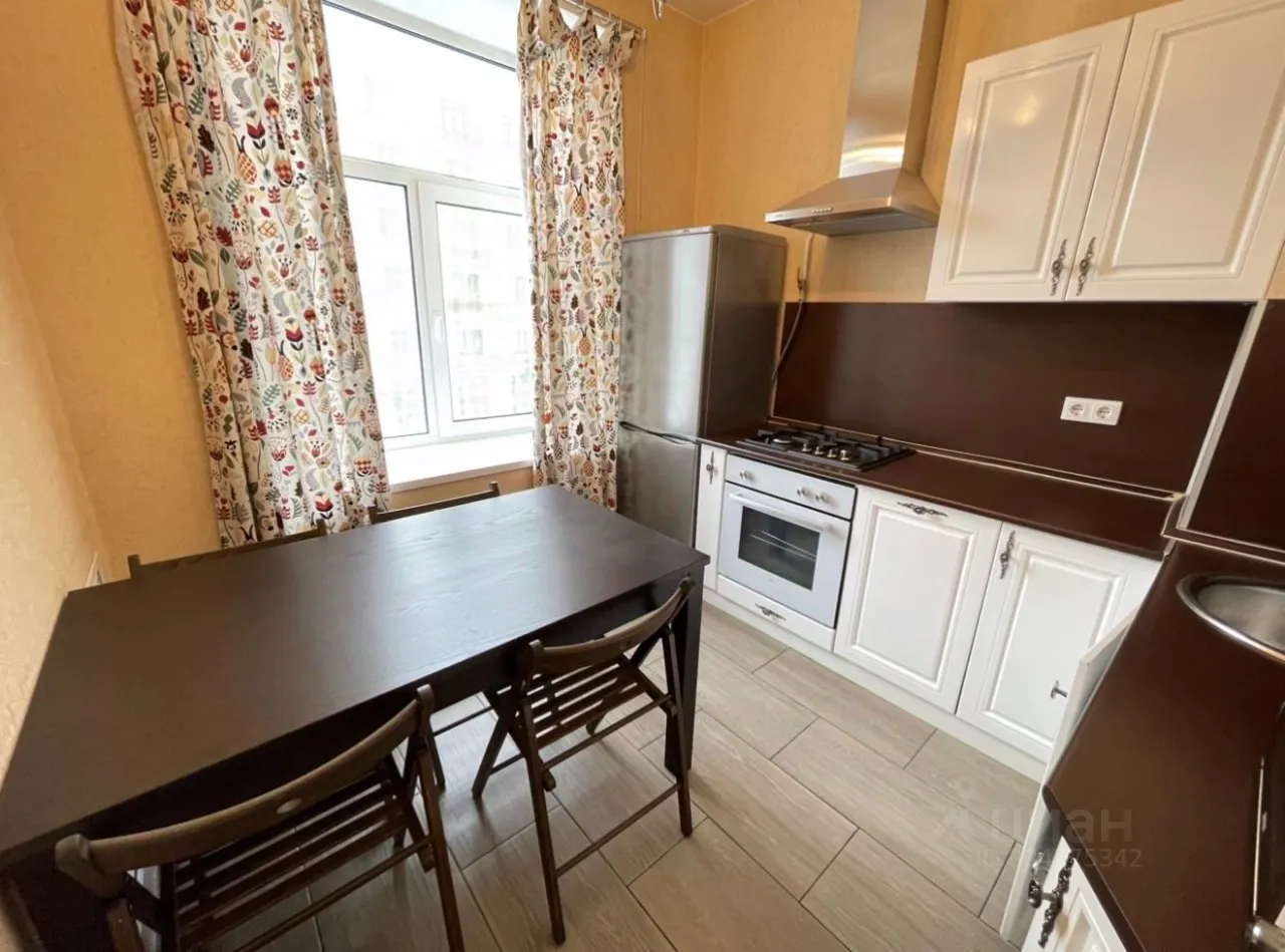 2-комн. квартира, 54 м², 3/7 этаж