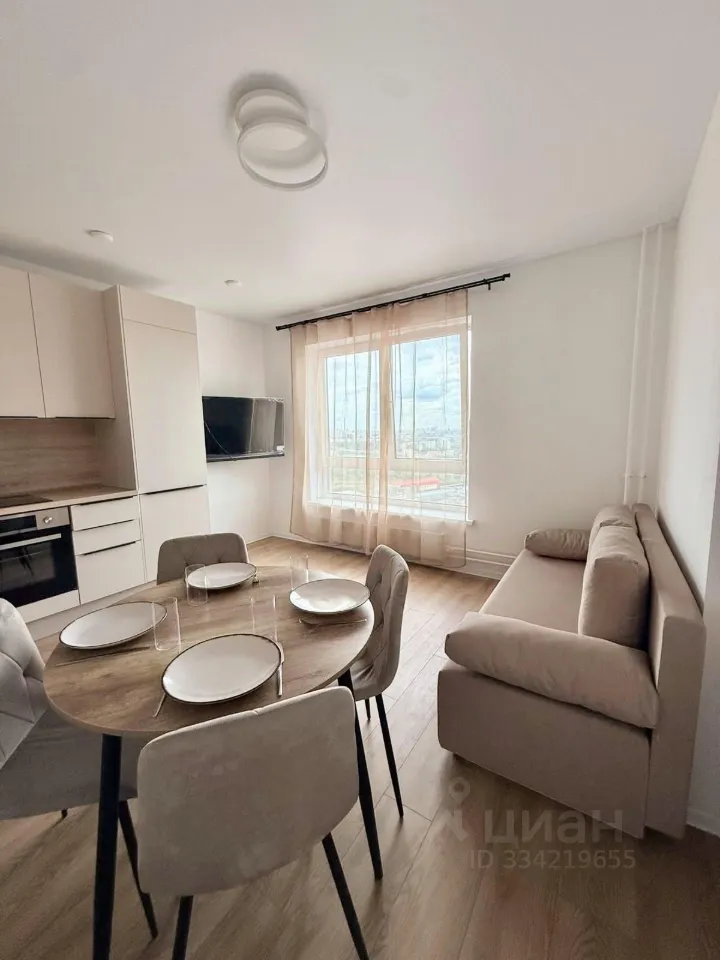 3-комн. квартира, 50 м², 35/38 этаж