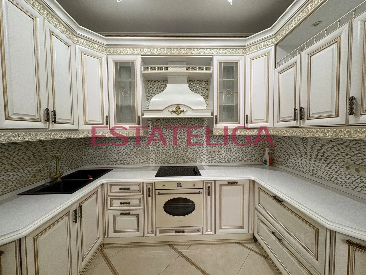 2-комн. квартира, 79 м², 3/13 этаж