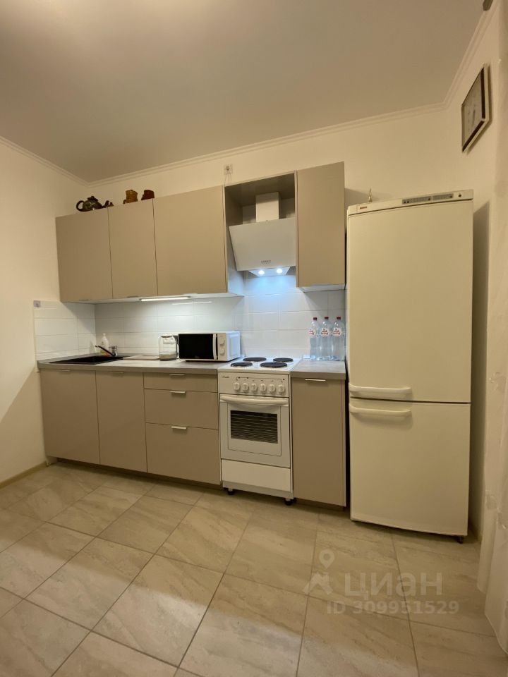 3-комн. квартира, 80 м², 16/21 этаж