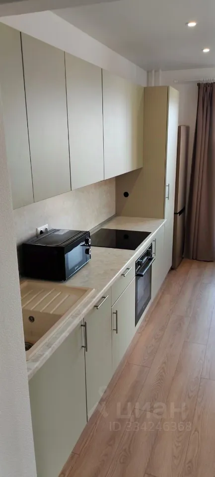 2-комн. квартира, 47 м², 19/33 этаж