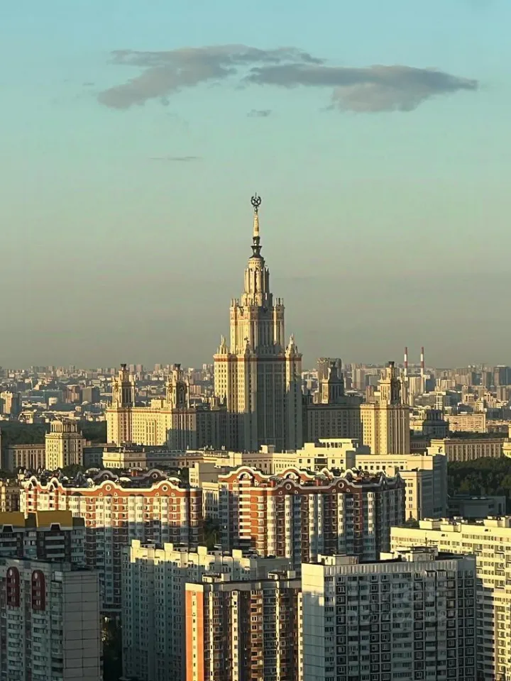 Студия, 30 м², 42/52 этаж