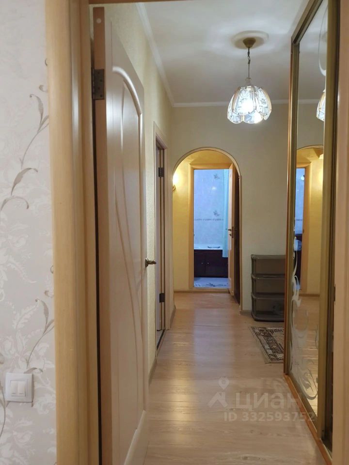 2-комн. квартира, 54 м², 8/17 этаж