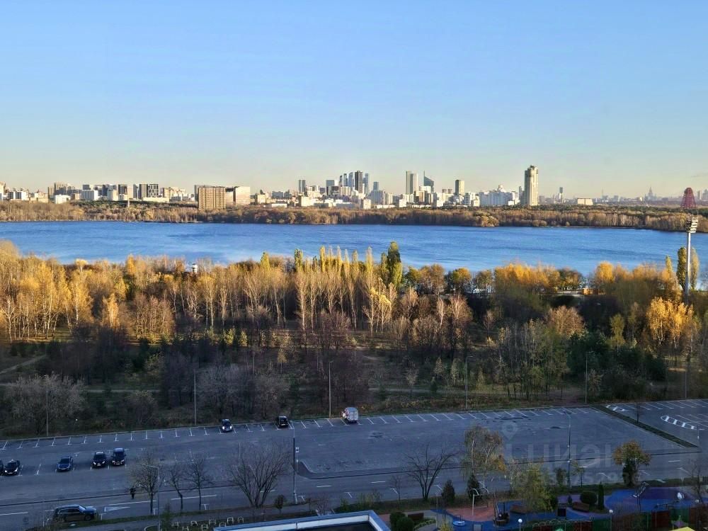 3-комн. квартира, 101 м², 12/28 этаж