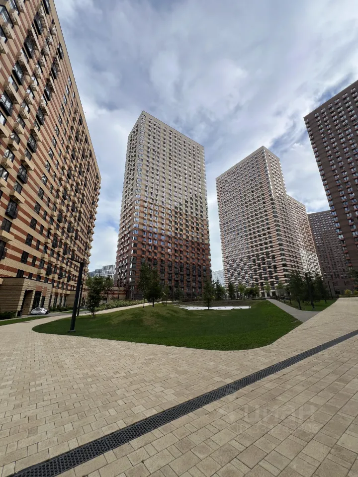 2-комн. квартира, 33,8 м², 25/33 этаж
