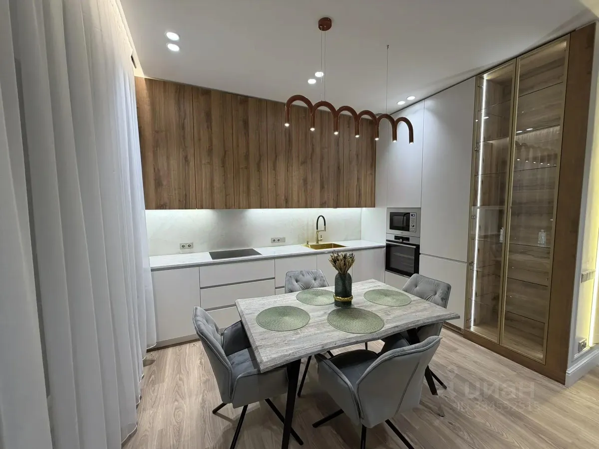 3-комн. квартира, 74,7 м², 16/35 этаж