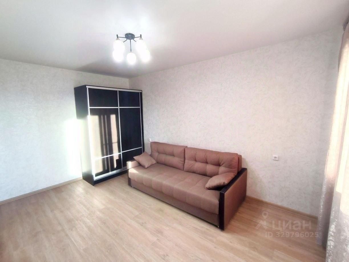 2-комн. квартира, 50 м², 10/12 этаж