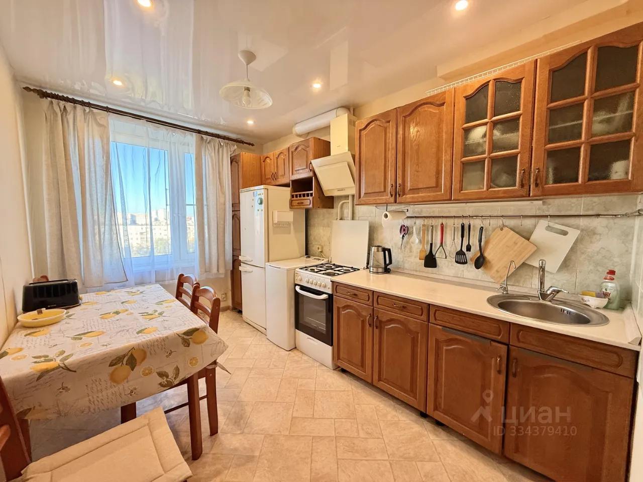 2-комн. квартира, 45 м², 10/12 этаж