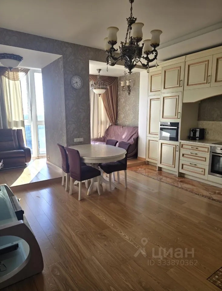 3-комн. квартира, 100 м², 15/33 этаж