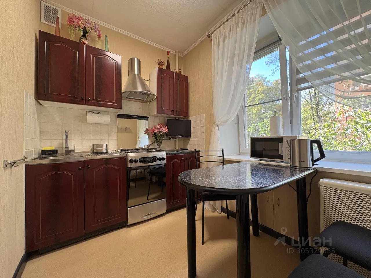 2-комн. квартира, 37 м², 3/10 этаж