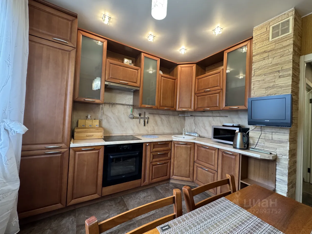 2-комн. квартира, 54 м², 7/12 этаж