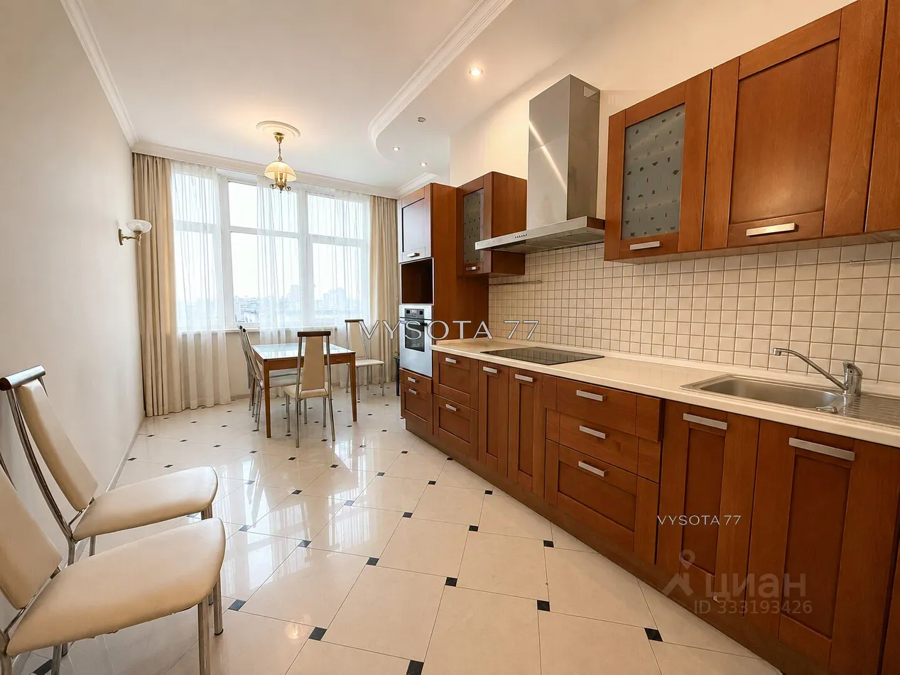 3-комн. квартира, 155 м², 12/18 этаж