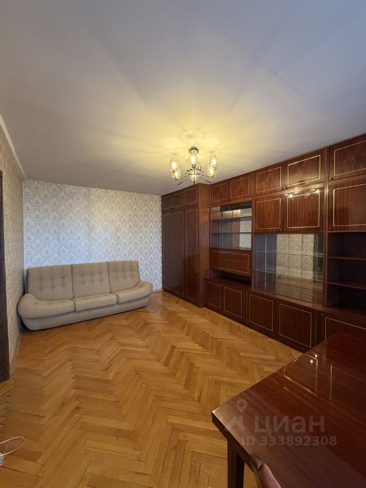 3-комн. квартира, 64 м², 8/12 этаж