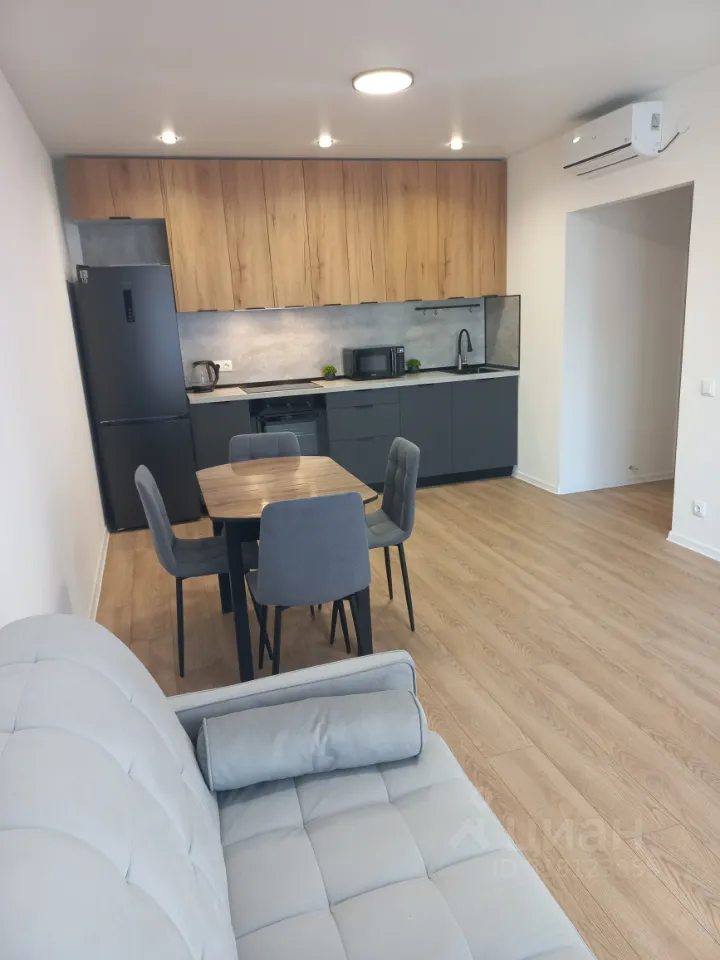 2-комн. квартира, 57 м², 9/25 этаж