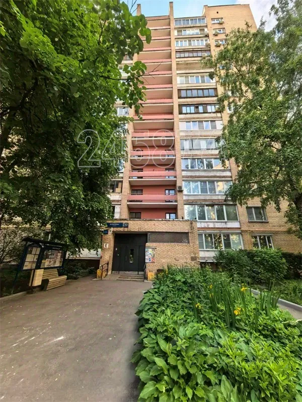 2-комн. квартира, 52 м², 7/14 этаж