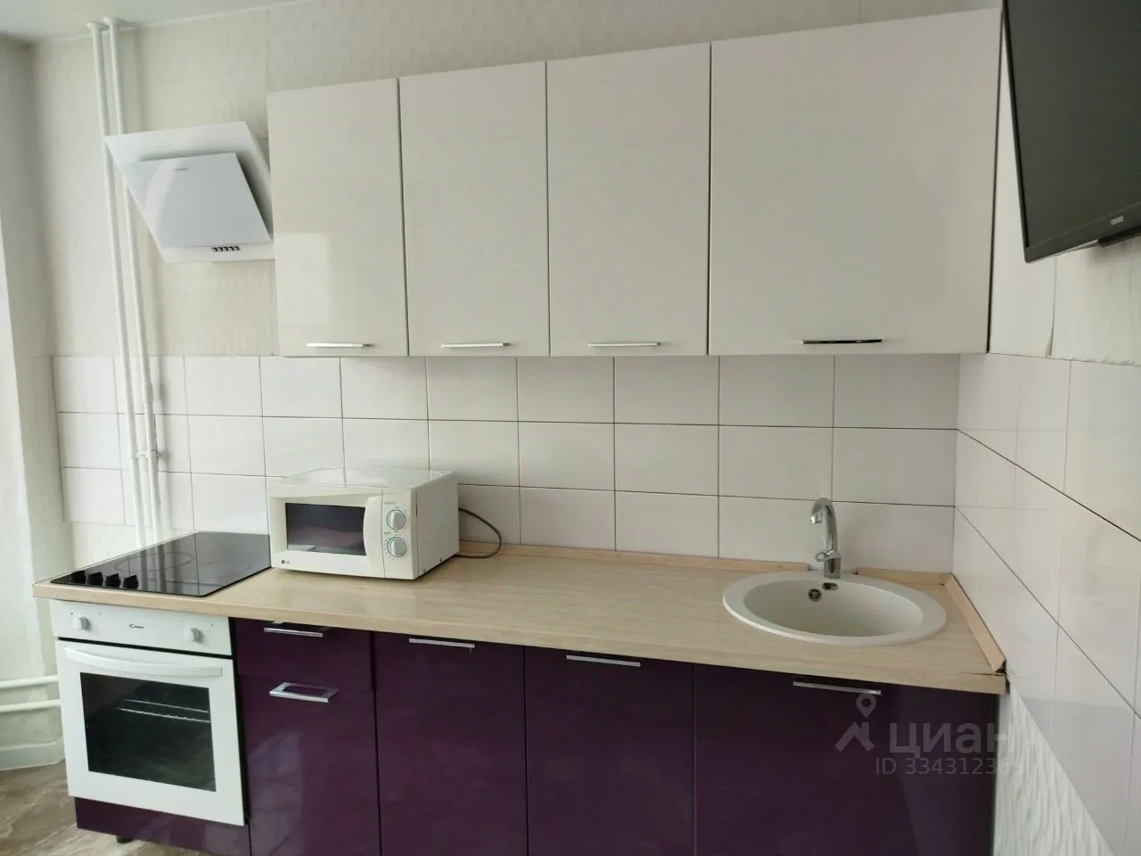 2-комн. квартира, 65 м², 3/17 этаж
