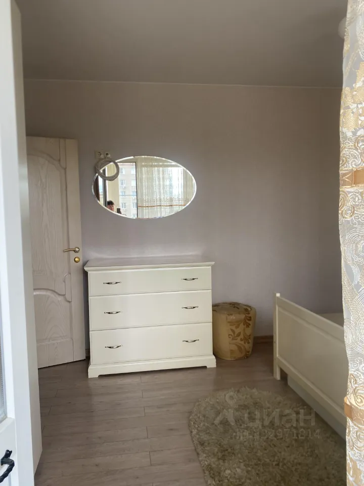 3-комн. квартира, 77 м², 8/13 этаж