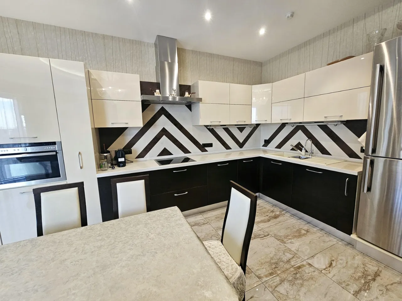 3-комн. квартира, 116 м², 16/30 этаж
