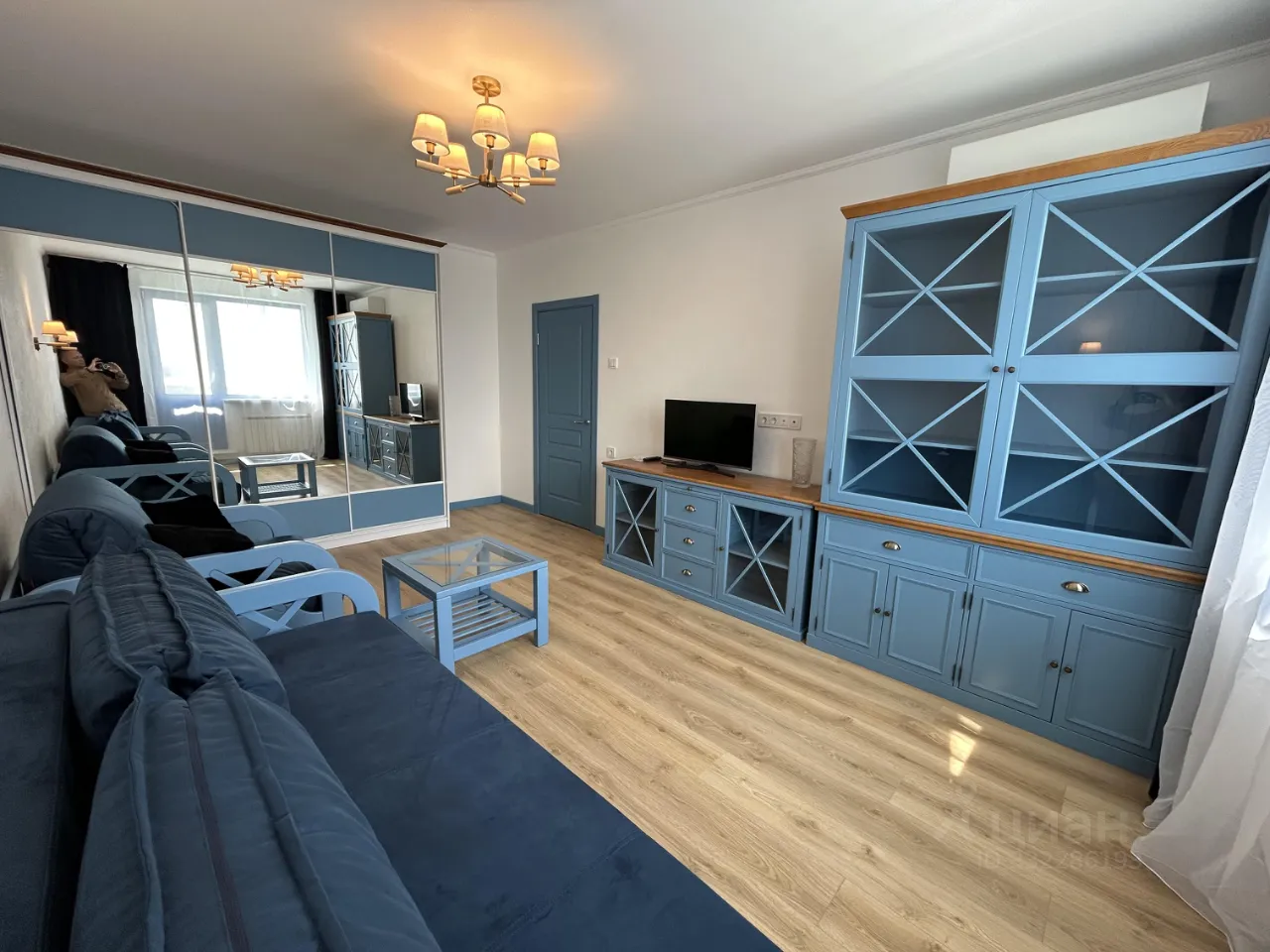 2-комн. квартира, 51 м², 15/17 этаж
