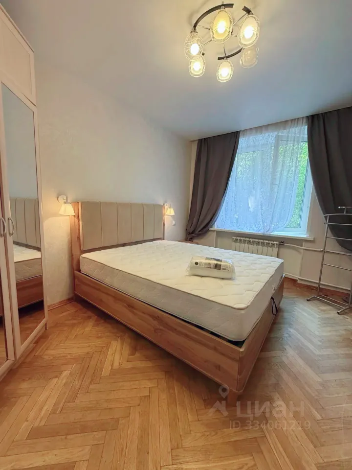 2-комн. квартира, 60 м², 2/8 этаж