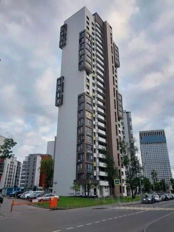 2-комн. квартира, 55 м², 3/25 этаж