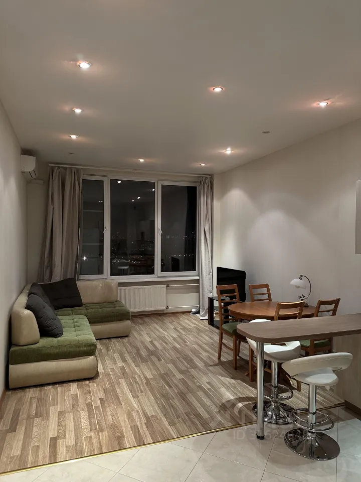 3-комн. квартира, 100 м², 28/44 этаж