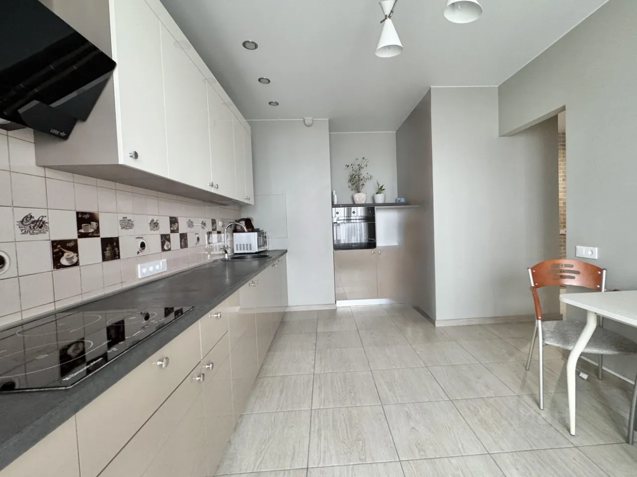 2-комн. квартира, 56,2 м², 12/16 этаж