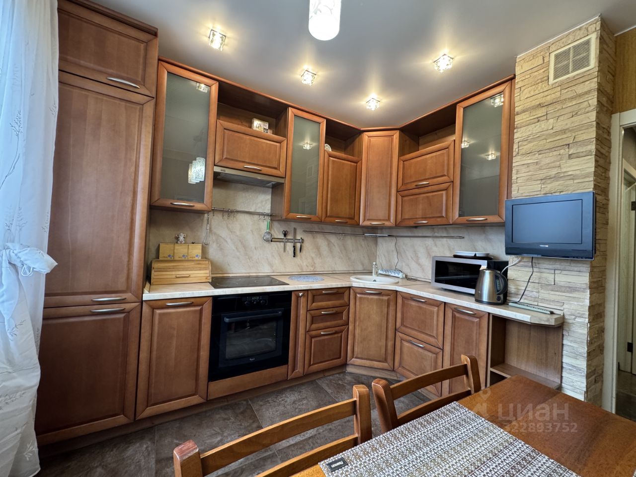 2-комн. квартира, 54 м², 7/12 этаж