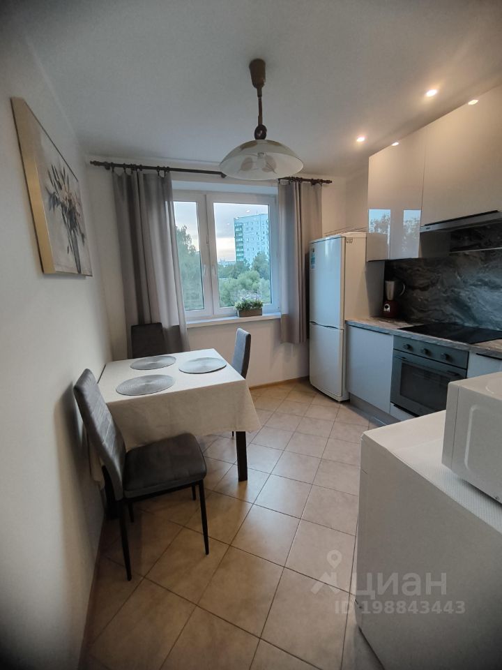 2-комн. квартира, 55 м², 6/16 этаж