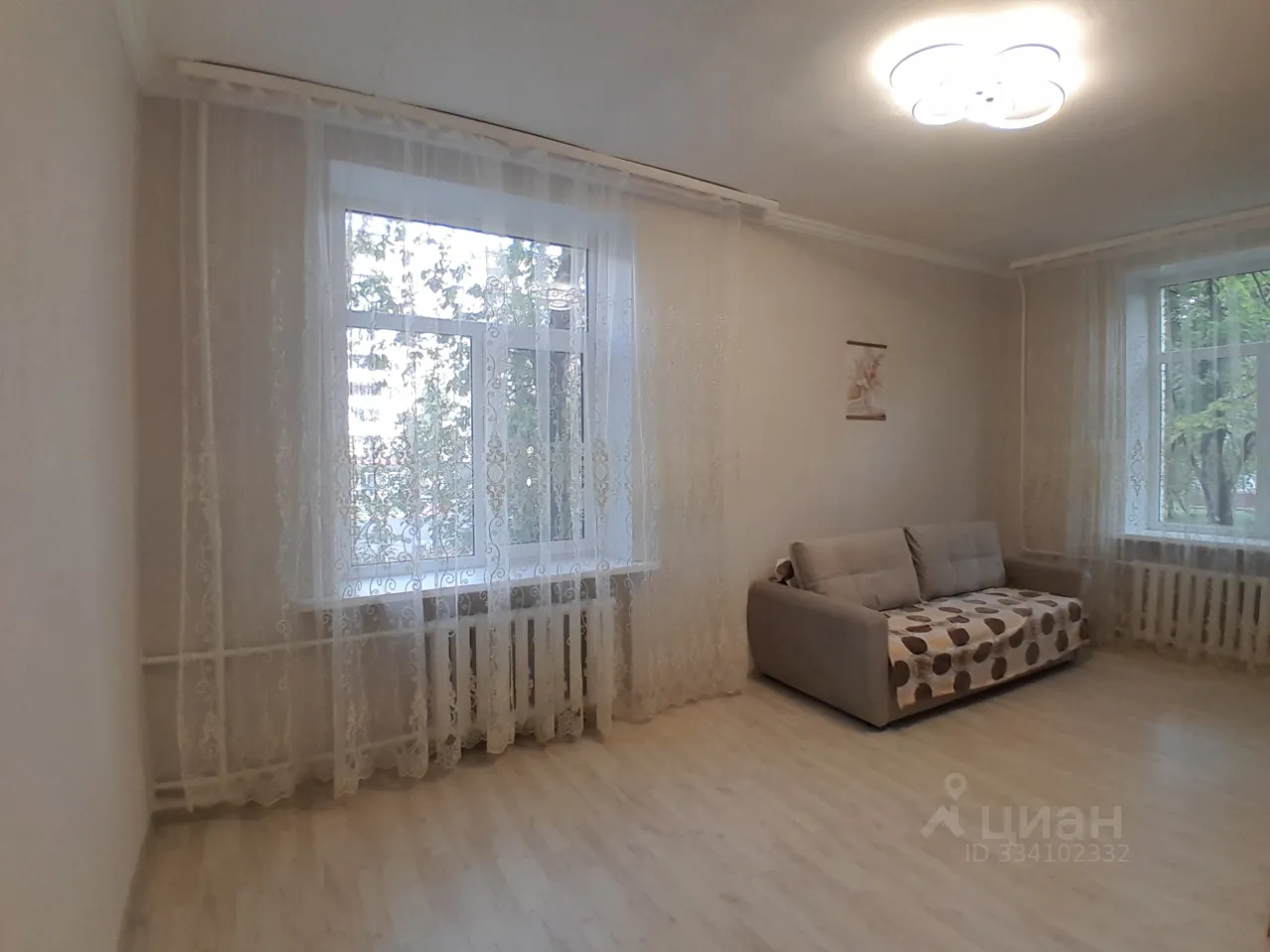 4-комн. квартира, 100 м², 2/5 этаж