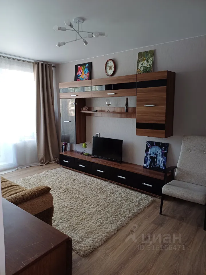 2-комн. квартира, 43 м², 3/5 этаж