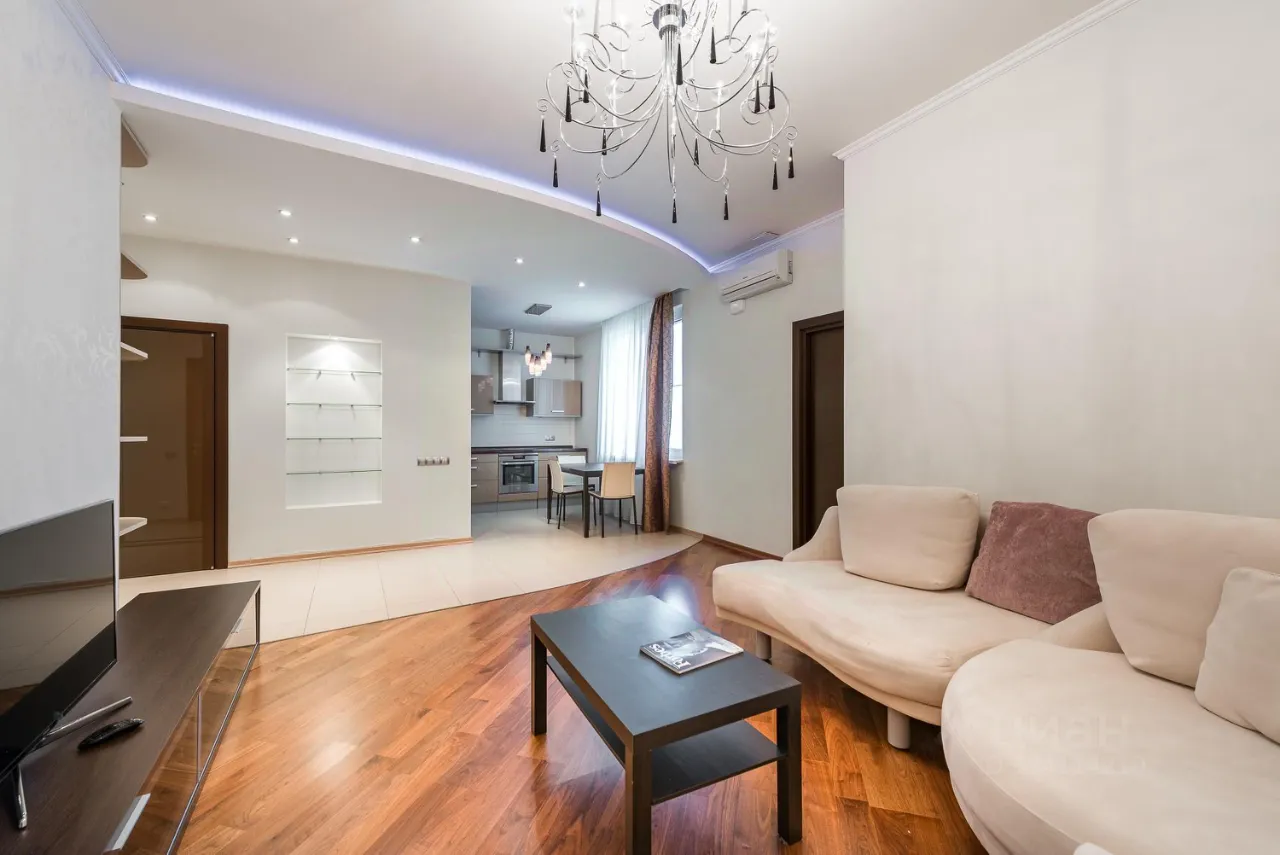 2-комн. квартира, 60 м², 30/35 этаж