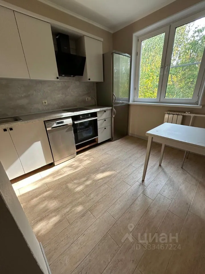 2-комн. квартира, 51 м², 3/16 этаж