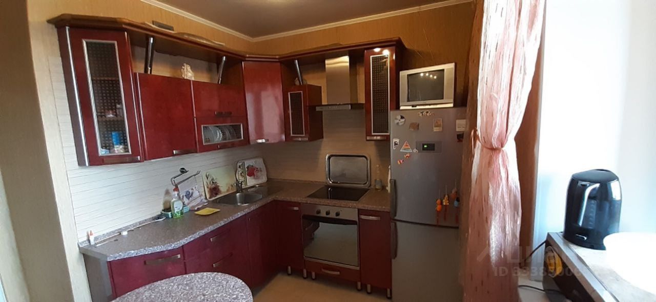 2-комн. квартира, 61 м², 18/24 этаж