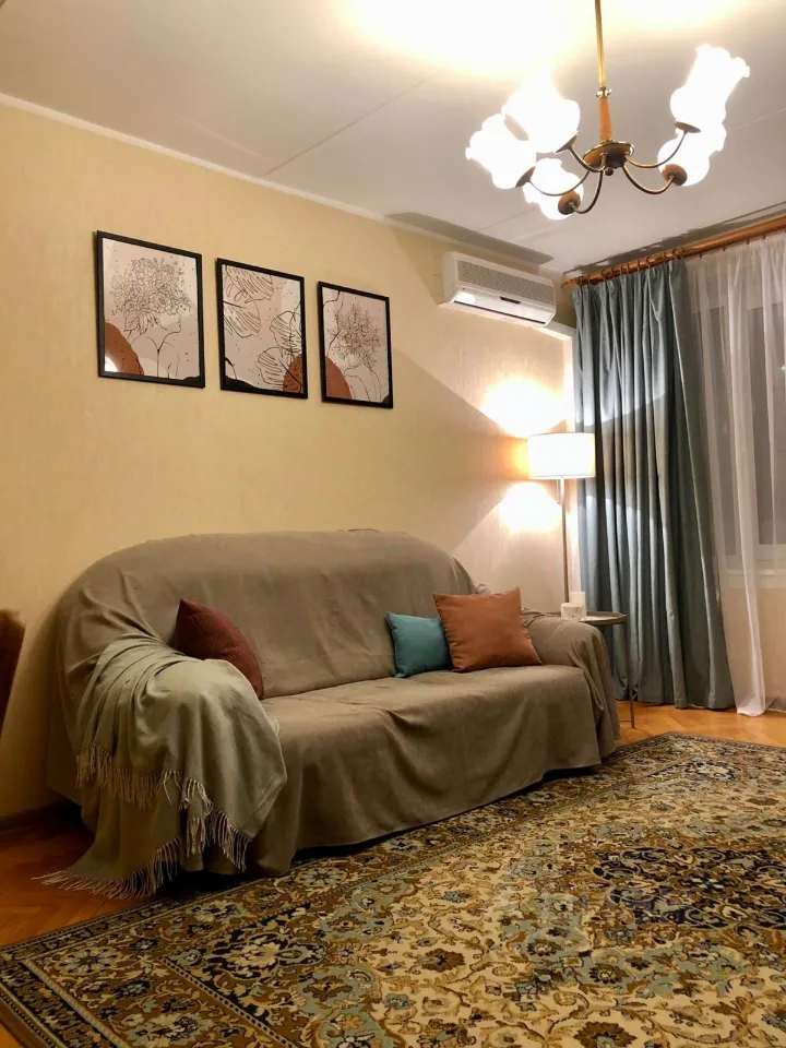 2-комн. квартира, 54 м², 2/16 этаж