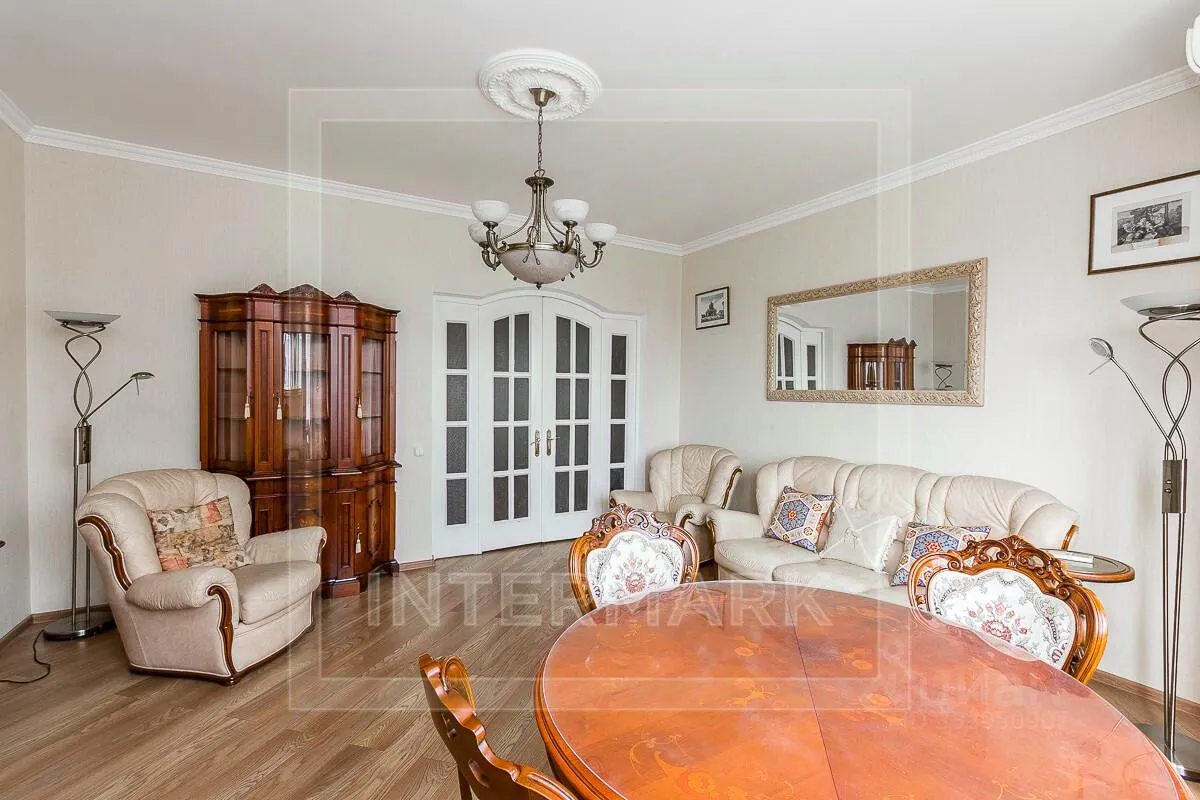 3-комн. квартира, 100 м², 5/6 этаж