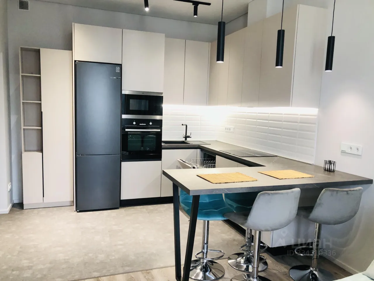 3-комн. квартира, 62 м², 30/35 этаж