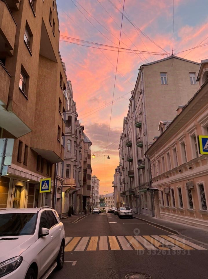 3-комн. квартира, 70 м², 1/5 этаж
