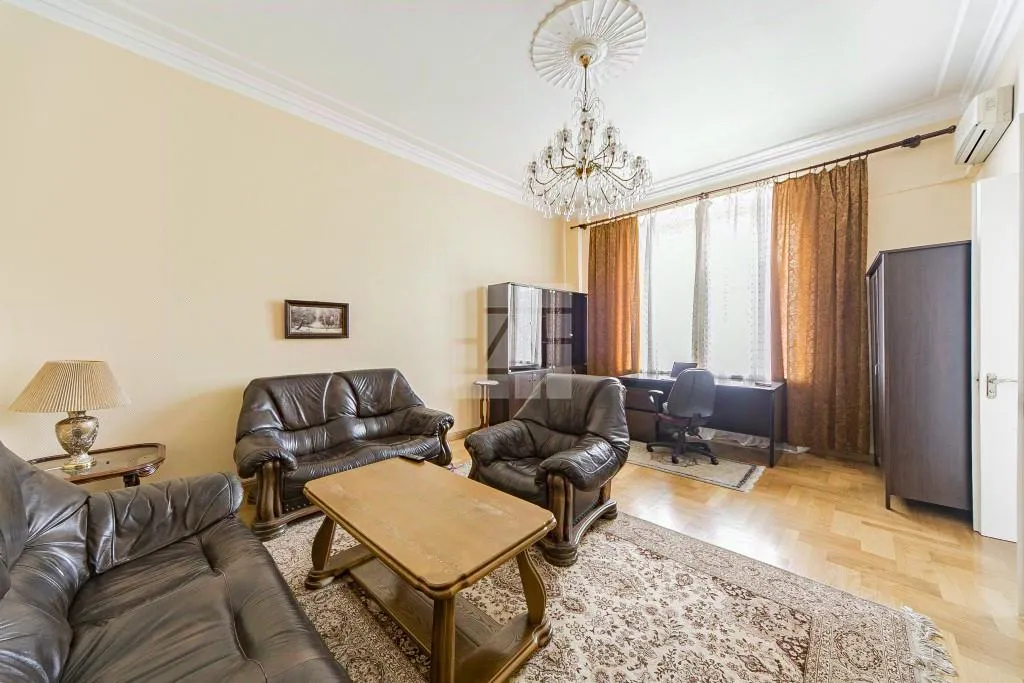 4-комн. квартира, 105 м², 2/11 этаж