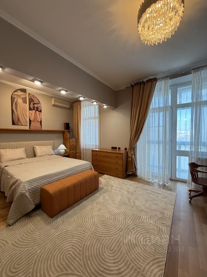 2-комн. квартира, 69 м², 8/8 этаж