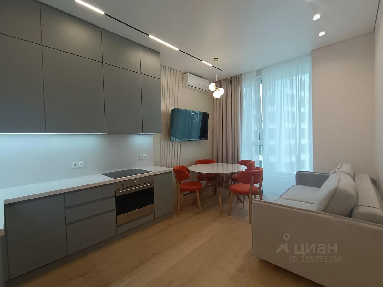 2-комн. квартира, 48 м², 25/34 этаж