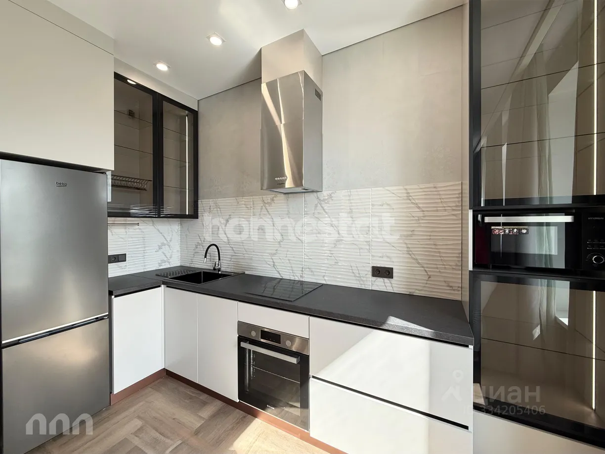 2-комн. квартира, 50 м², 7/32 этаж