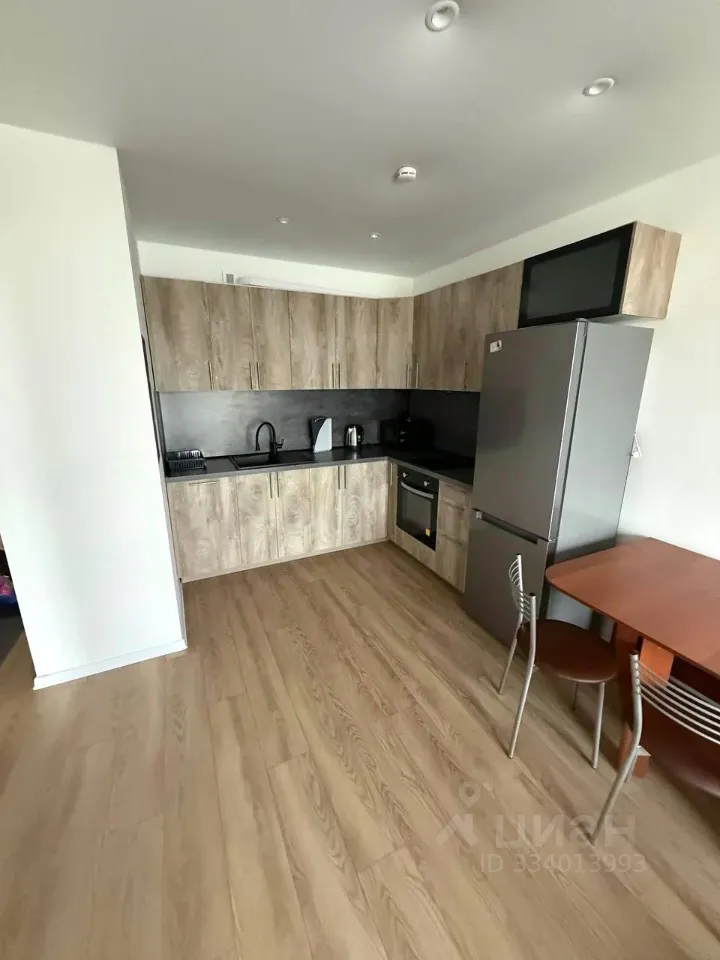 2-комн. квартира, 38 м², 21/24 этаж