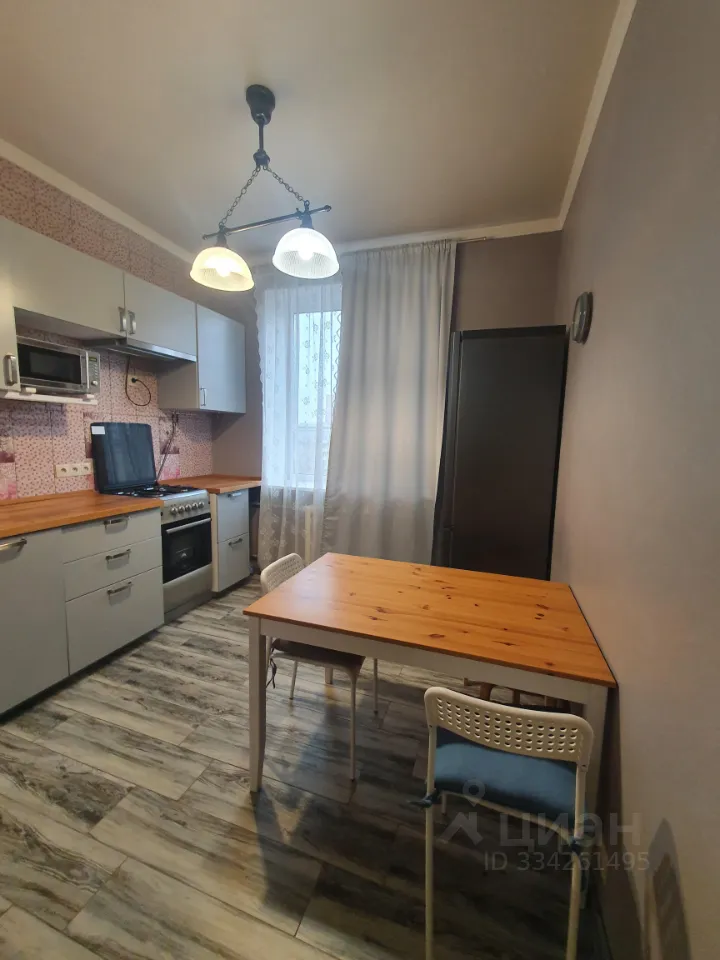 2-комн. квартира, 60 м², 8/8 этаж
