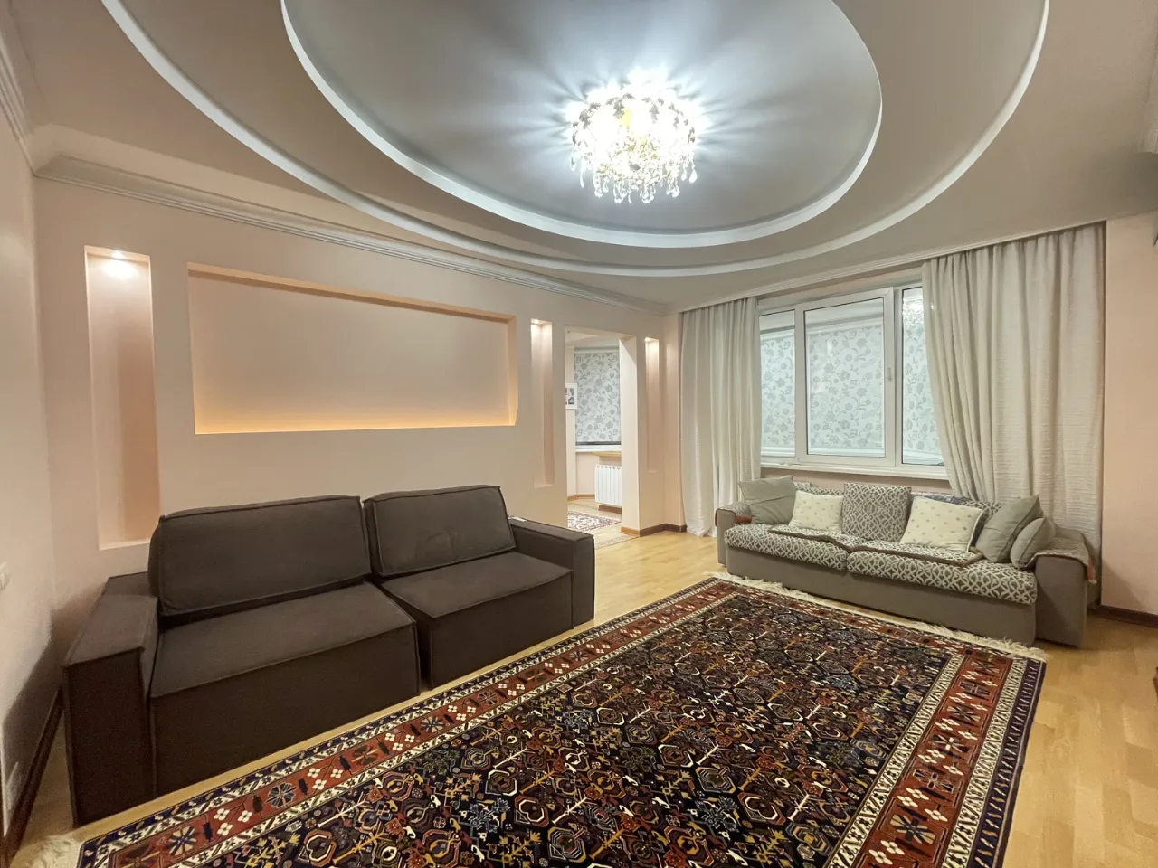 3-комн. квартира, 90 м², 22/23 этаж